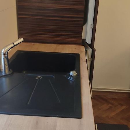 Central Zagreb Lovely Apartment Luaran gambar