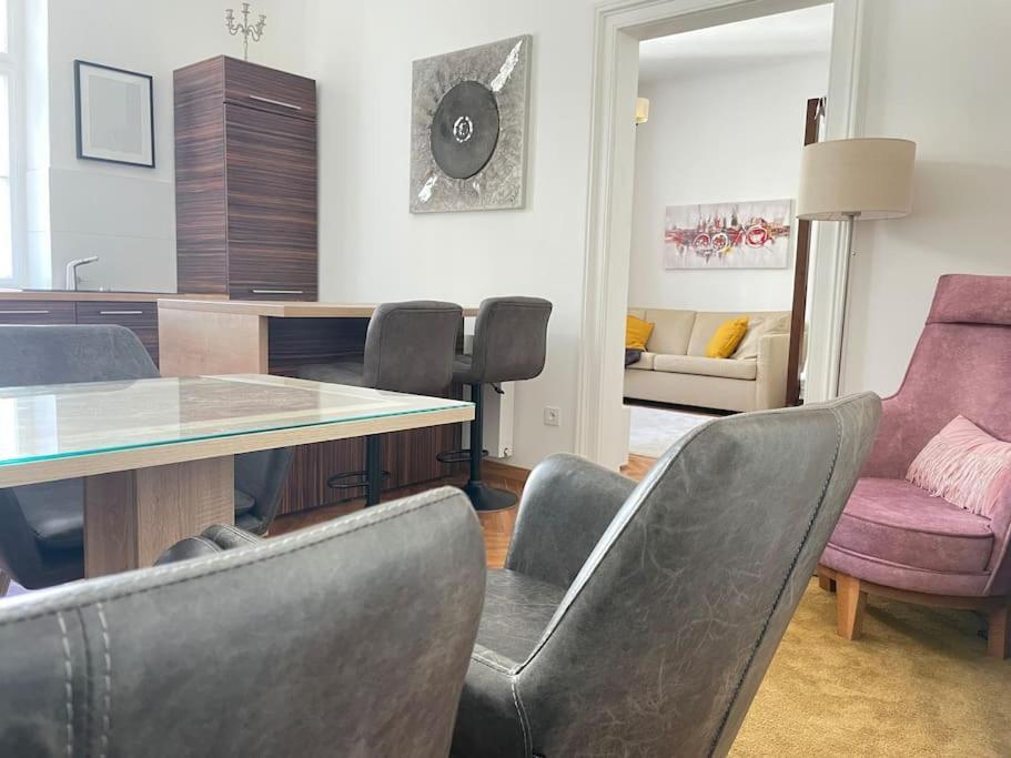 Central Zagreb Lovely Apartment Luaran gambar